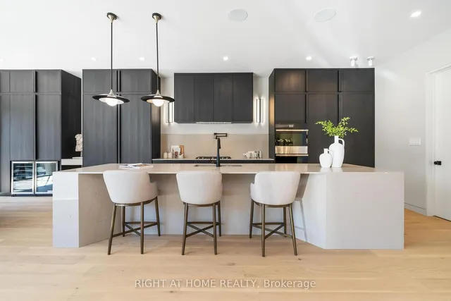 Additional image 6 of 16 Joanne Crt