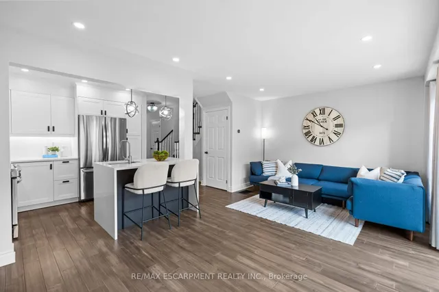 Additional image 15 of 76 Blue Sky Tr