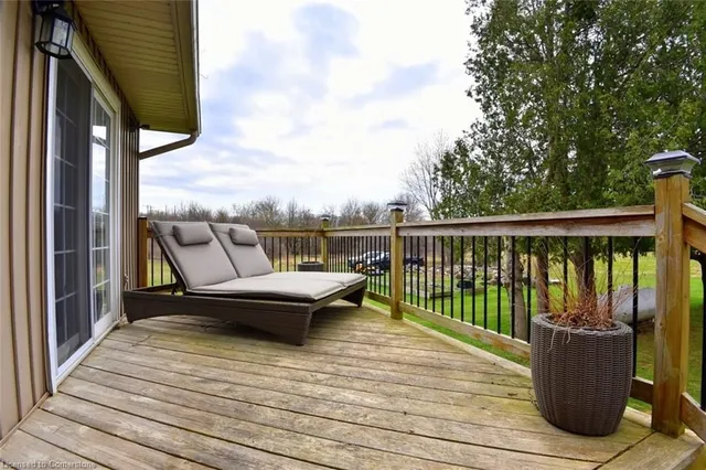 Additional image 36 of 563 Brock Rd