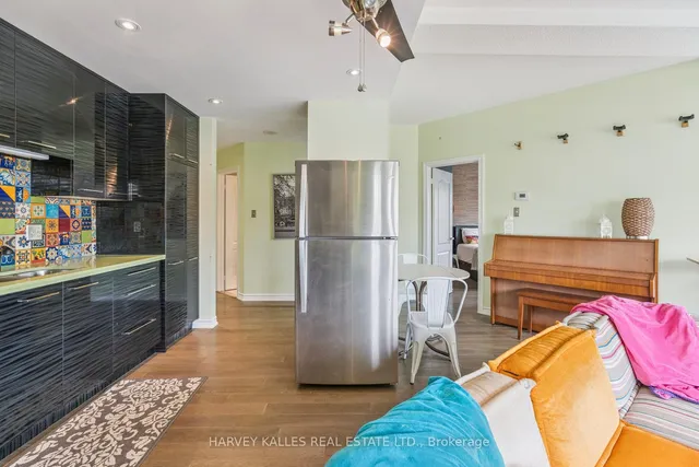 Additional image 12 of 135 James St Unit 414