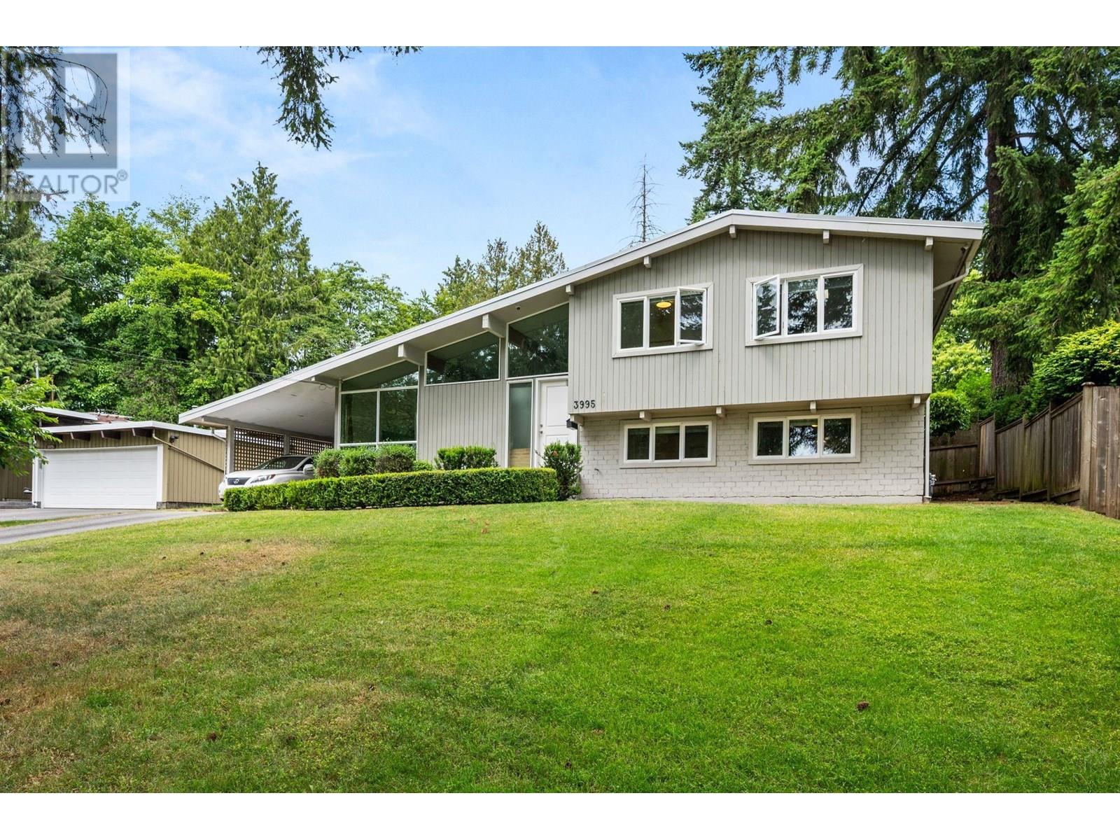 3995 SOUTHWOOD STREET|Burnaby, British Columbia V5J2E8