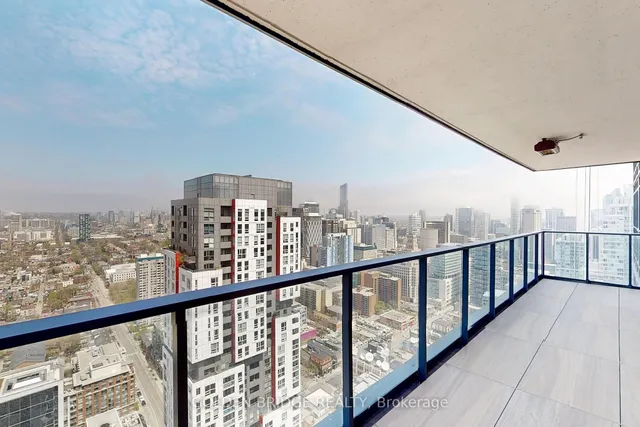 Additional image 23 of 38 Widmer St Unit 4811