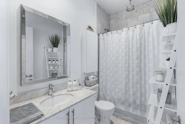 Additional image 27 of 736 Dundas St Unit PH2