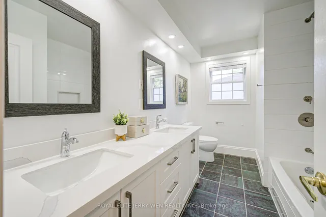 Additional image 24 of 2 Shouldice Crt