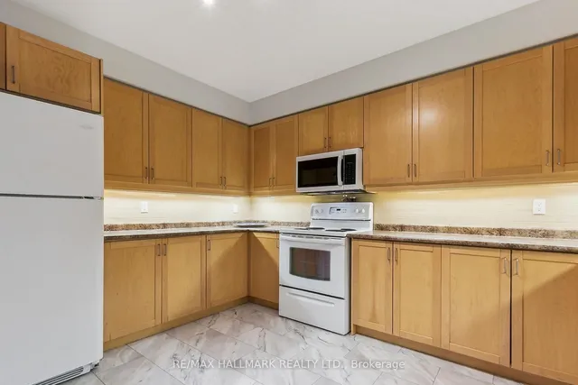 Additional image 24 of 1 Lawlor Ave Unit 206