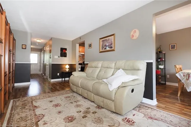 Additional image 6 of 75 Marisa St