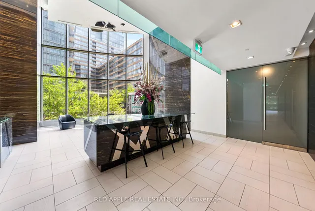 Additional image 29 of 21 Iceboat Terr Unit 530