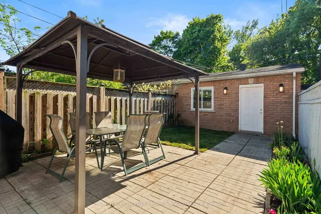 Additional image 39 of 242 Harvie Ave