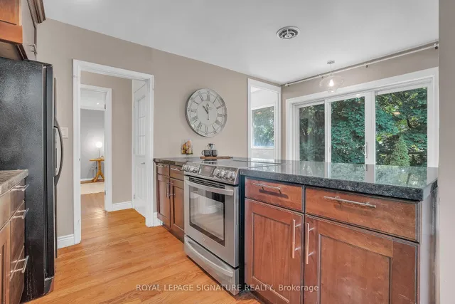 Additional image 13 of 14 Groveland Cres