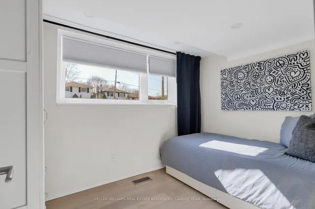 Additional image 29 of 16 Lynndale Dr