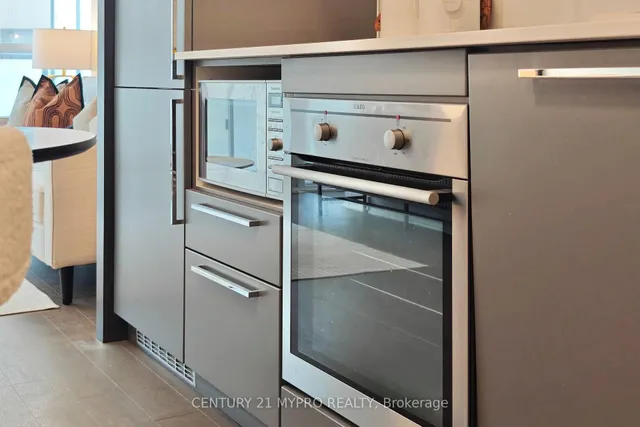 Additional image 7 of 15 Grenville St Unit 1007