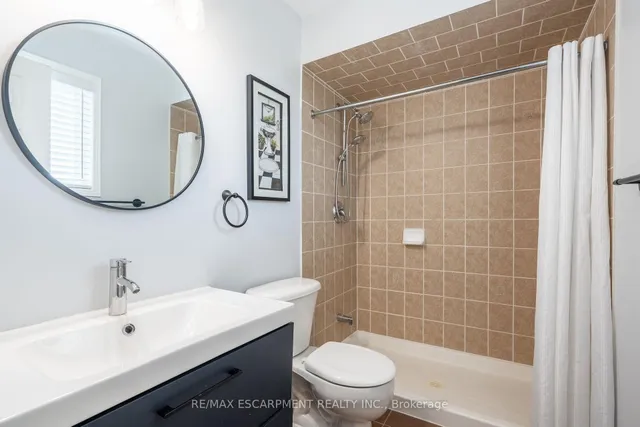 Additional image 30 of 141 Voyager Pass