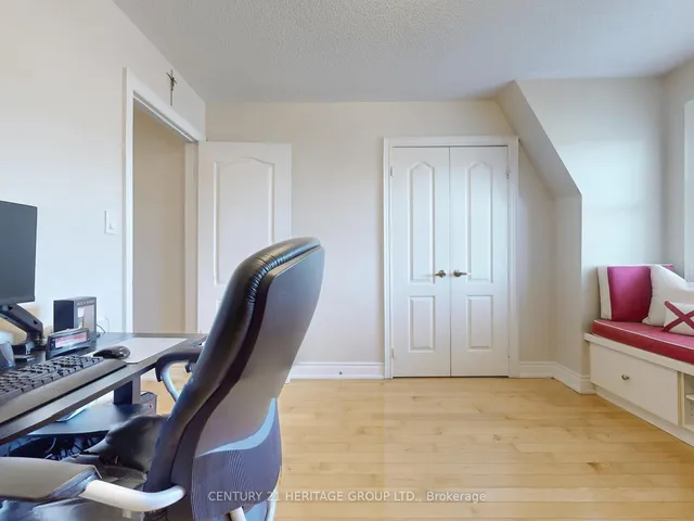 Additional image 40 of 127 Mill Rd