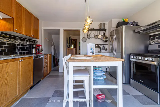 Additional image 15 of 165 Leinster Ave