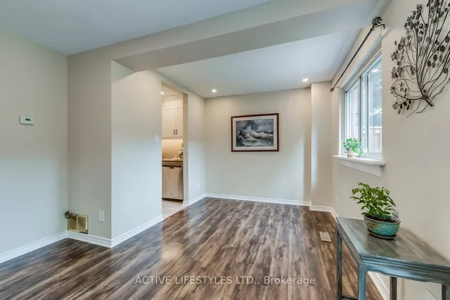 Additional image 10 of 2301 Derry Rd Unit 29