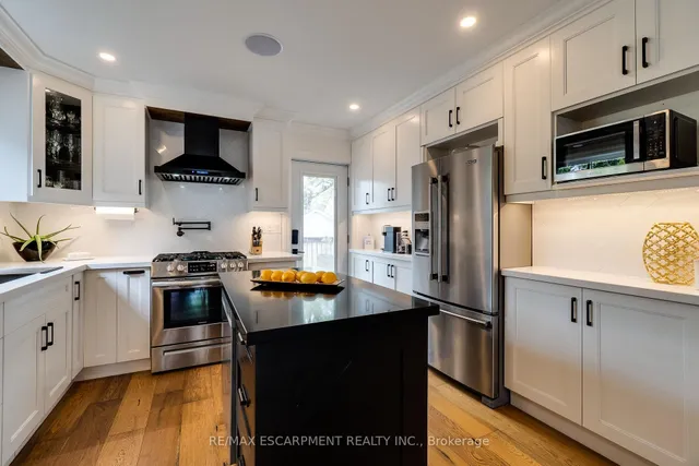 Additional image 14 of 56 Highcliffe Ave