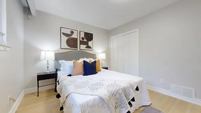 Additional image 20 of 57 Angora St