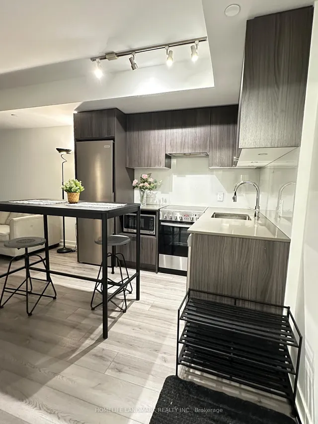 Additional image 4 of 395 Bloor St Unit 1603