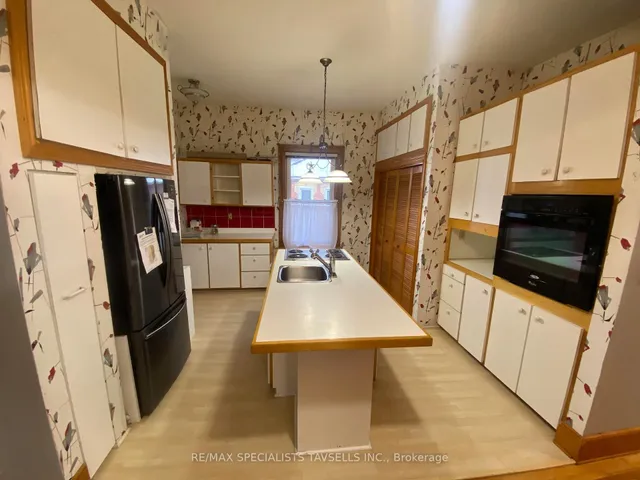 Additional image 6 of 4 Denison Ave