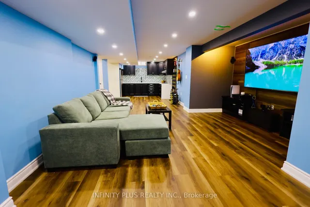 Additional image 14 of 3 Lacoste Blvd