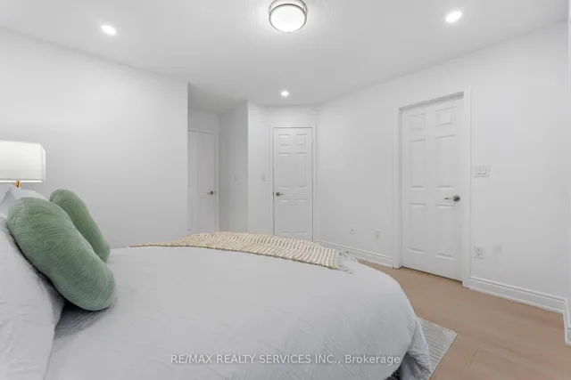 Additional image 26 of 80 Acorn Pl Unit 28