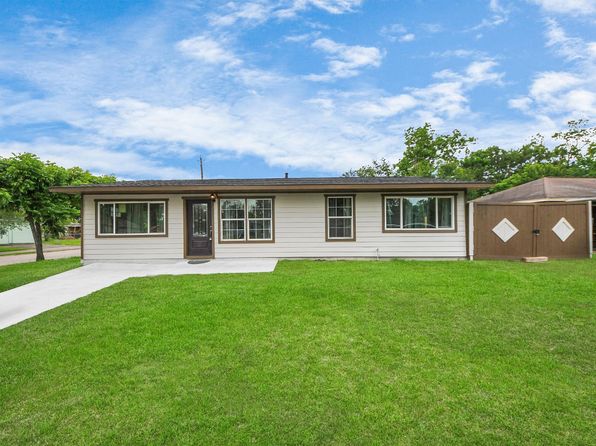 5903 Belneath St, Houston, TX 77033