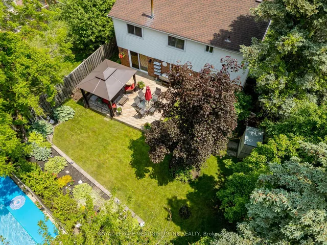 Additional image 46 of 7 Deerwood Cres