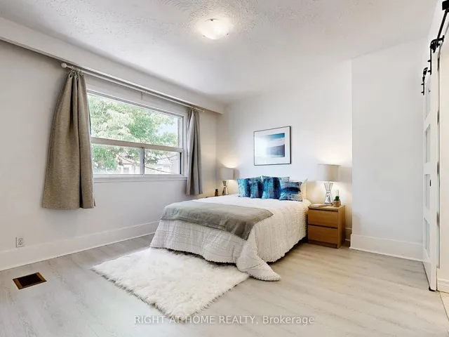 Additional image 17 of 1072 Dufferin St