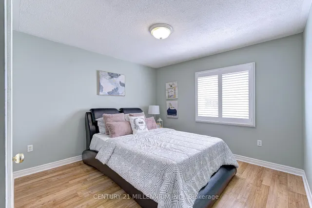 Additional image 29 of 180 Pressed Brick Dr