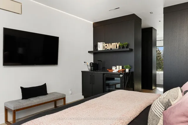 Additional image 35 of 102 Ulster St