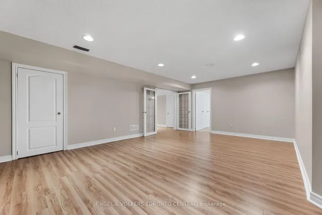 Additional image 38 of 1510 Samuelson Circ