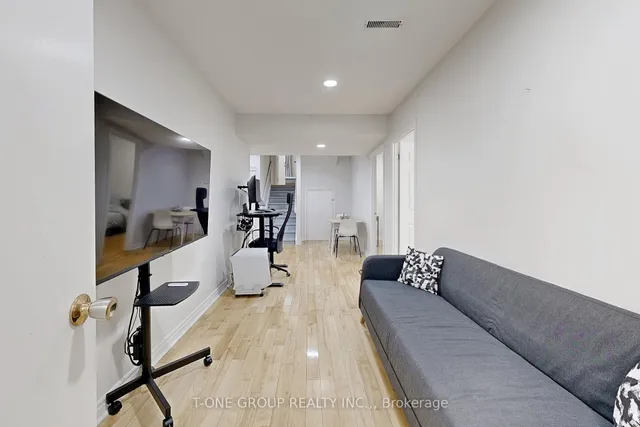 Additional image 43 of 1 Ferncrest Gate