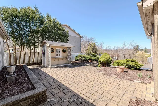 Additional image 41 of 136 Country Club Dr