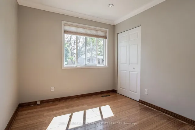 Additional image 32 of 452 Sparling Cres