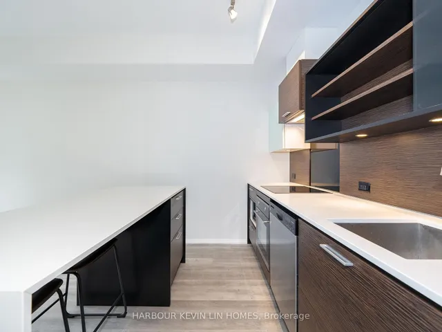 Additional image 6 of 75 St Nicholas St Unit 806