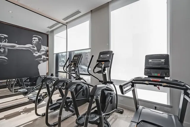 Additional image 23 of 1 Jarvis St Unit 912