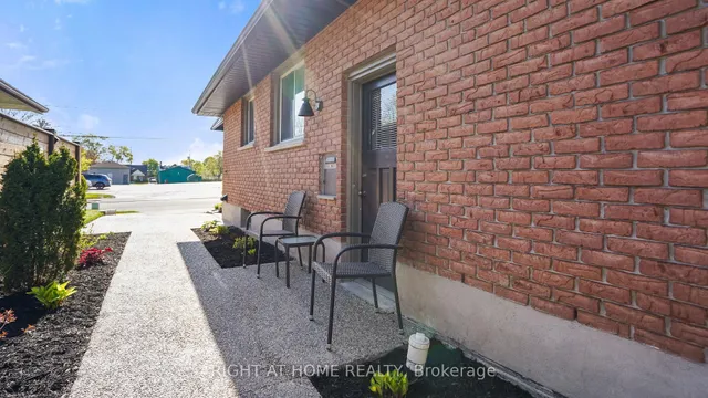 Additional image 45 of 45 Bond St