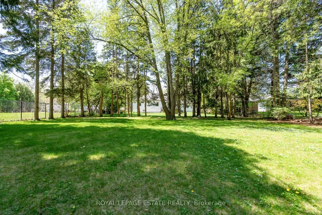 Additional image 26 of 23 West Hill Dr