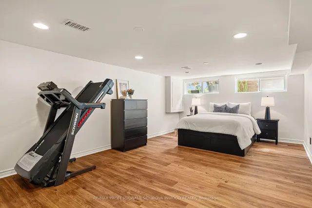 Additional image 32 of 34 Dewitt Rd