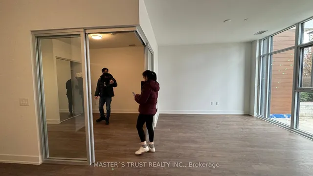 Additional image 20 of 30 IN ON THE PARK Dr Unit 203