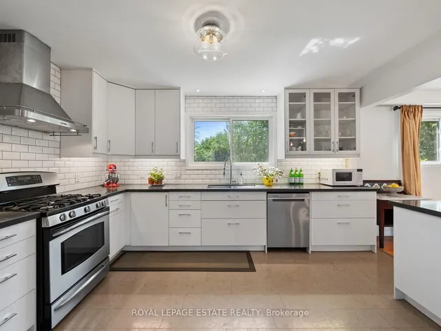 Additional image 13 of 4 Glen Meadow Crt