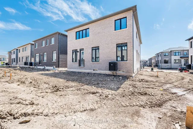 Additional image 38 of 863 Plum Pl