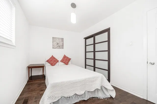 Additional image 37 of 26 Davenport Cres