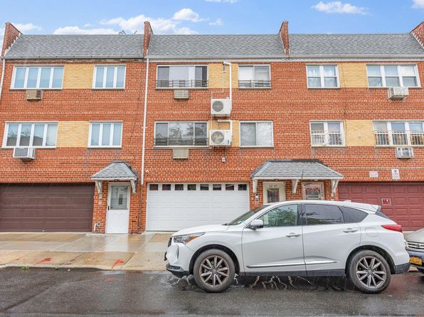 2247 Harman St, Flushing, NY