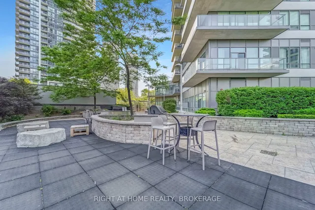 Additional image 40 of 15 Legion Rd Unit 2005