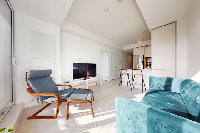 Additional image 11 of 225 Sumach St Unit 808