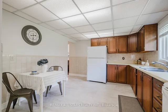 Additional image 14 of 45 Wellpark Blvd