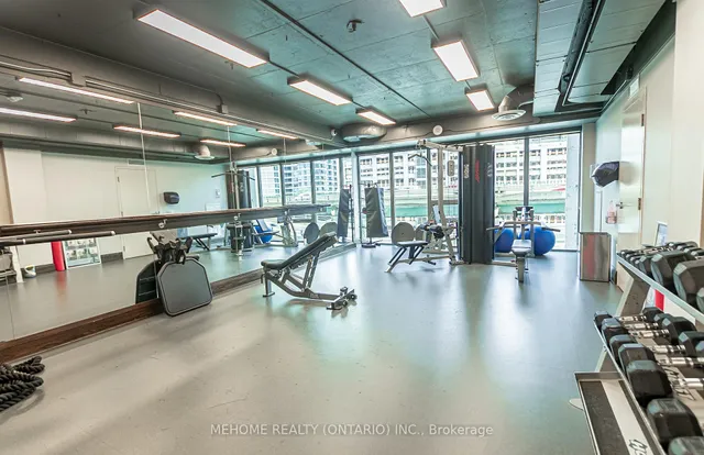 Additional image 21 of 19 Grand Trunk Cres Unit 702