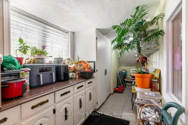 Additional image 38 of 110 Aileen Ave