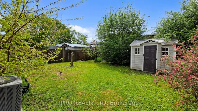 Additional image 28 of 19 Flamingo Cres